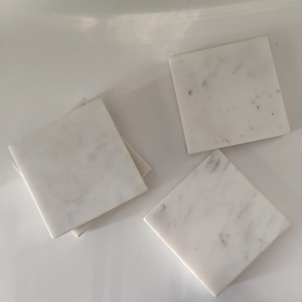 white marble coasters. 🤍